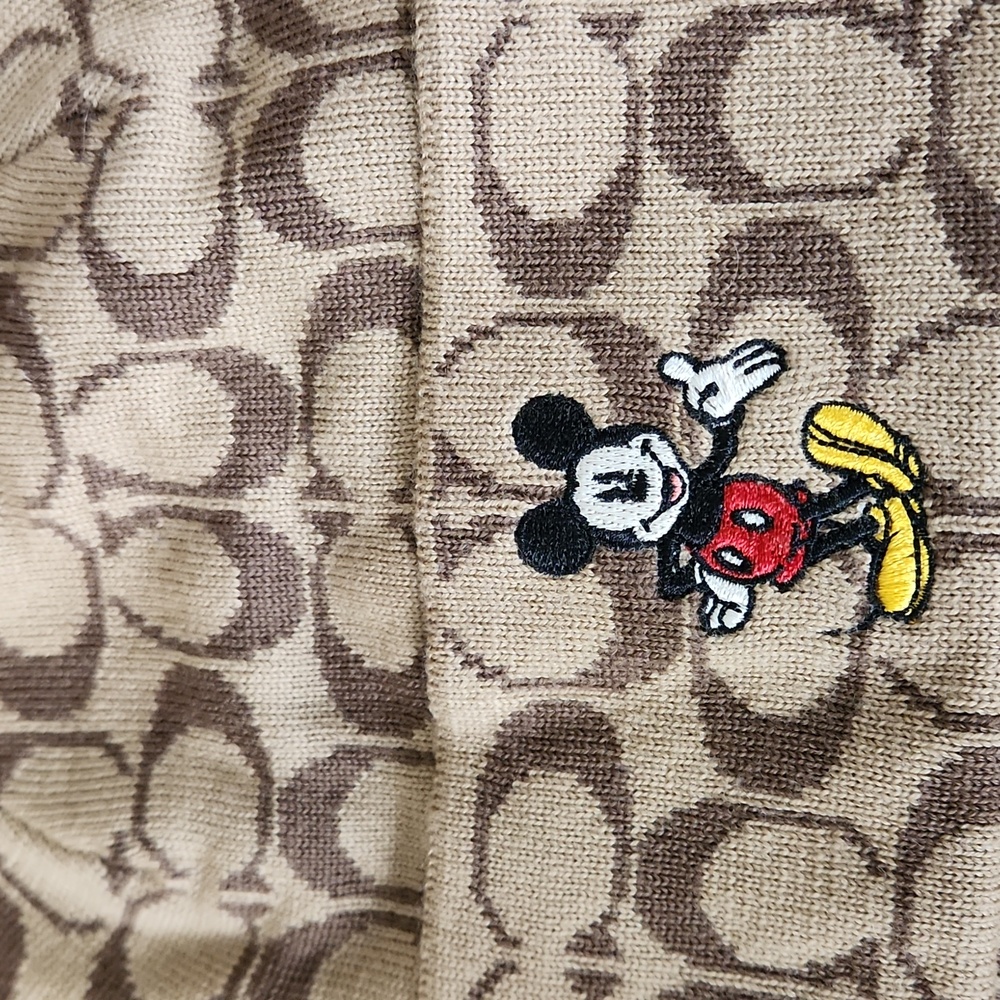 Adorable NWOT Coach X Disney Mickey Mouse Signature Wool Beanie 🤎🐭♥️🎁 - Picture 13 of 14